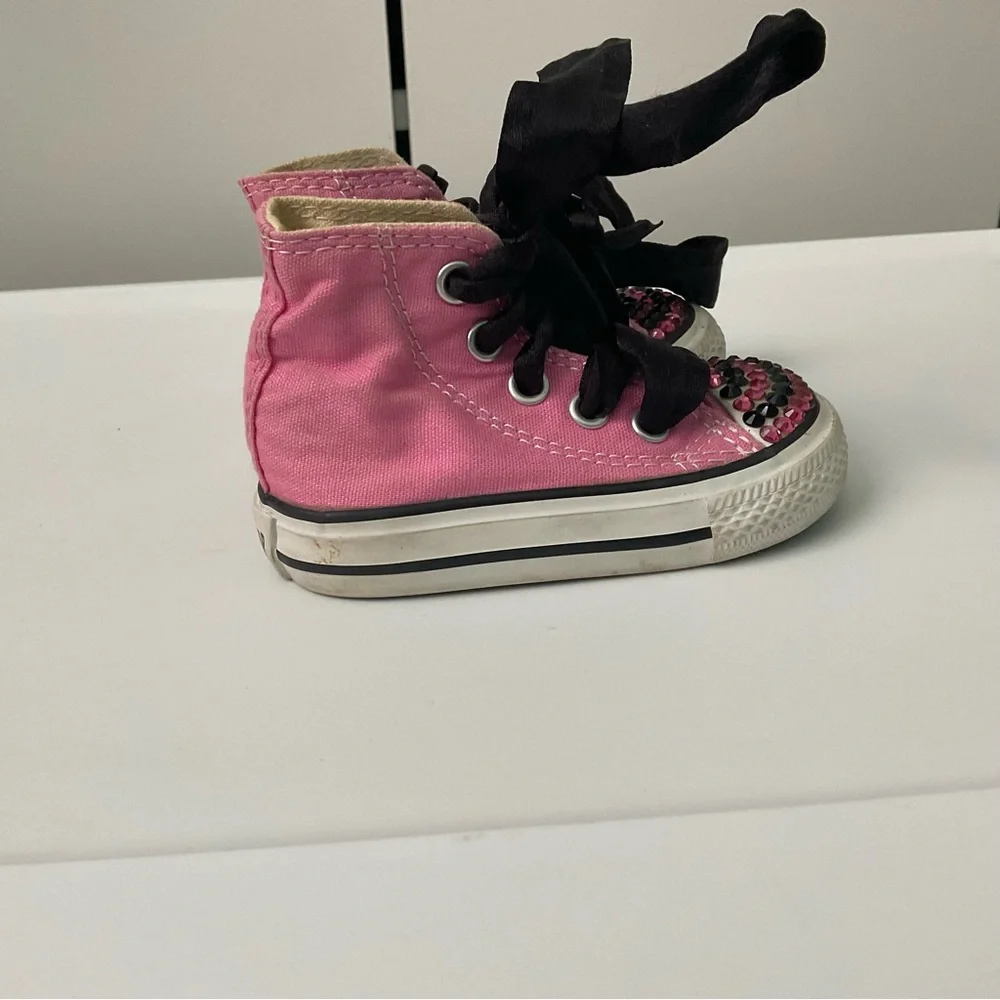 Converse All Star Pink High Top Bedazzled Crib Shoes Size 3